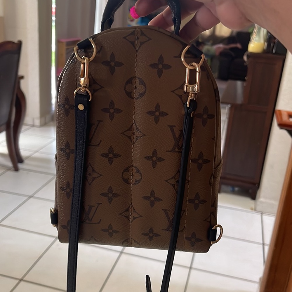 Louis vuitton - Picture 2 of 4